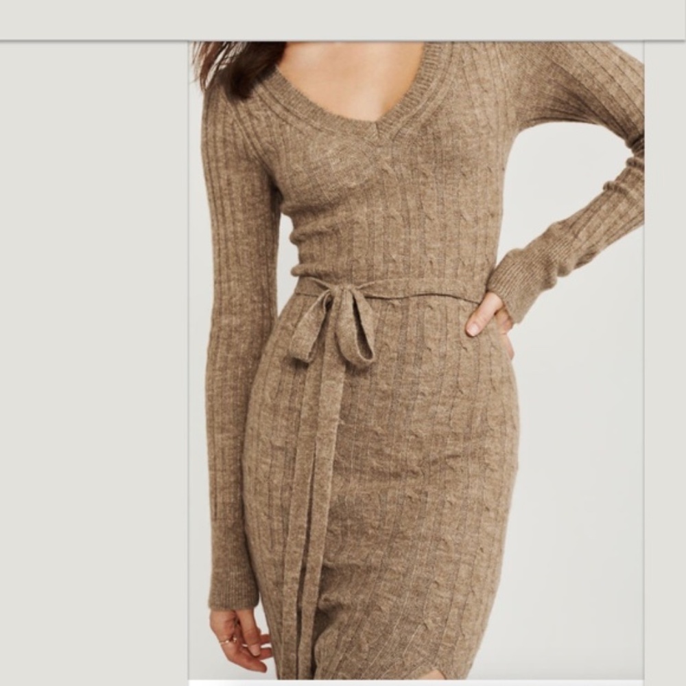 Abercrombie tie-waist sweater dress camel size M